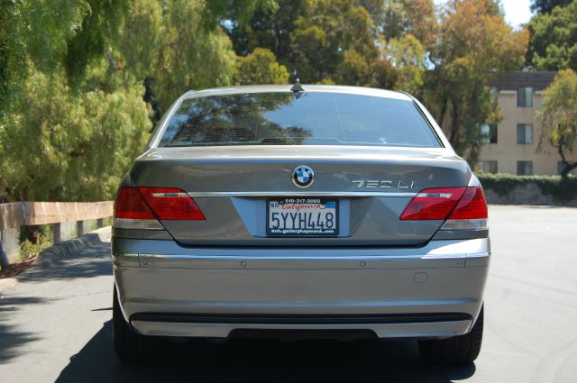 BMW 7 series 2007 photo 2