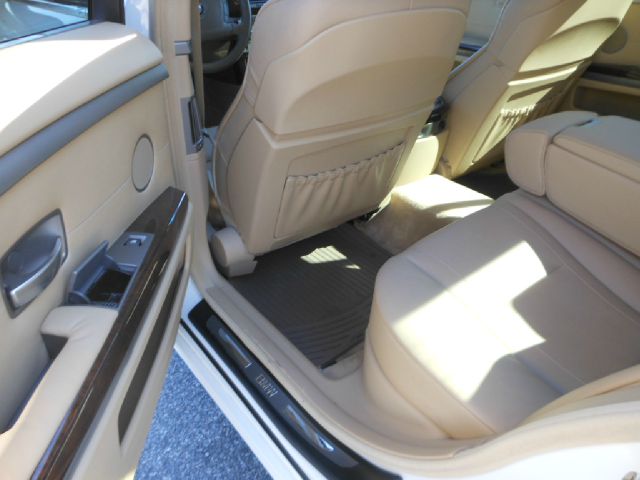 BMW 7 series 2007 photo 1