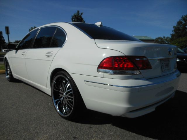 BMW 7 series 2007 photo 11