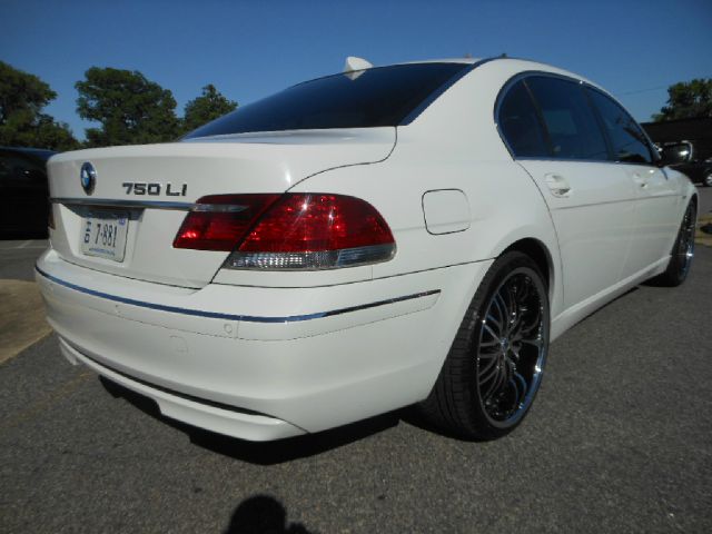 BMW 7 series 2007 photo 14