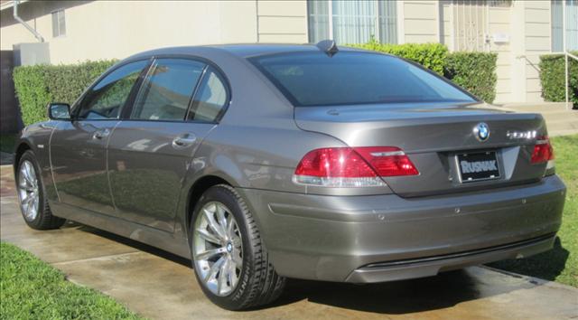 BMW 7 series 2007 photo 4