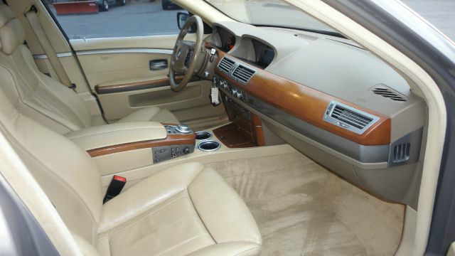 BMW 7 series 2007 photo 11