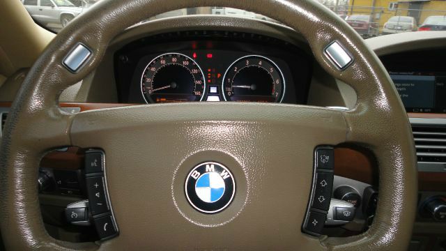 BMW 7 series 2007 photo 13