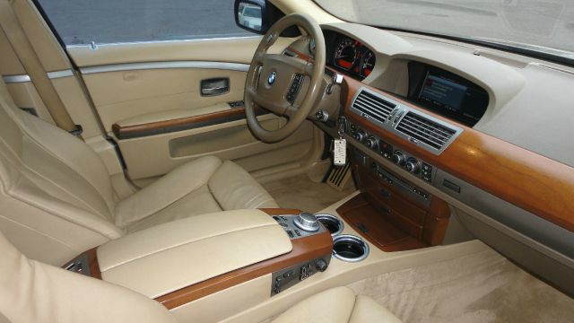 BMW 7 series 2007 photo 2