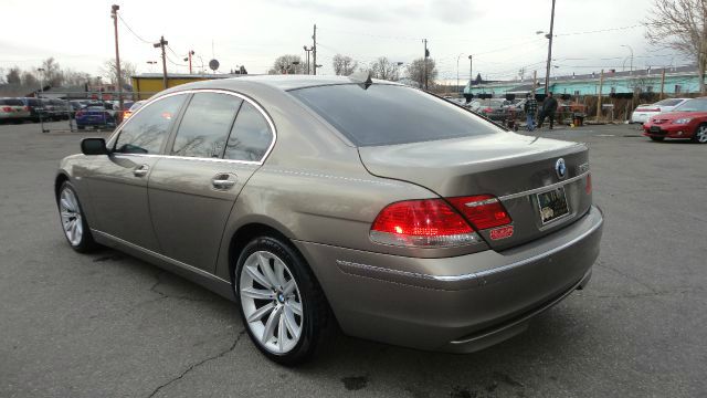 BMW 7 series 2007 photo 3