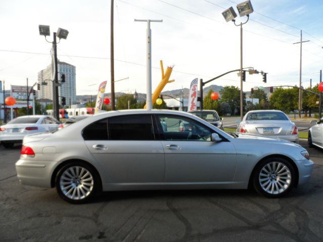 BMW 7 series 2007 photo 4