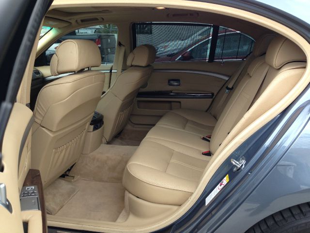 BMW 7 series 2007 photo 10