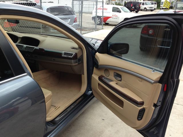 BMW 7 series 2007 photo 32