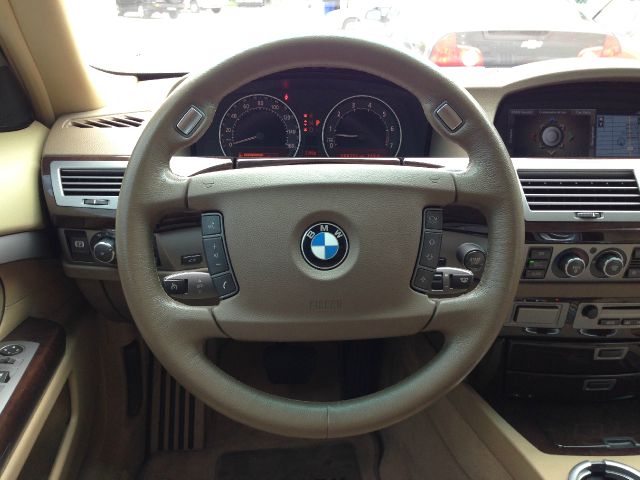 BMW 7 series 2007 photo 33