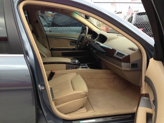 BMW 7 series 2007 photo 34