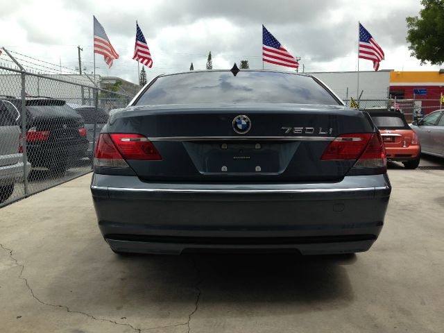 BMW 7 series 2007 photo 8