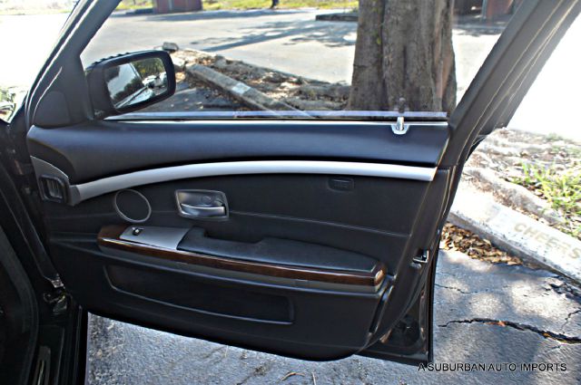 BMW 7 series 2007 photo 12