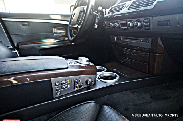 BMW 7 series 2007 photo 13