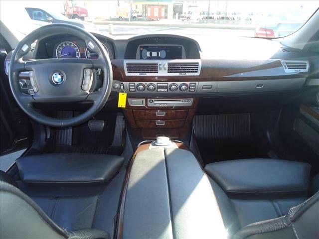 BMW 7 series 2007 photo 2