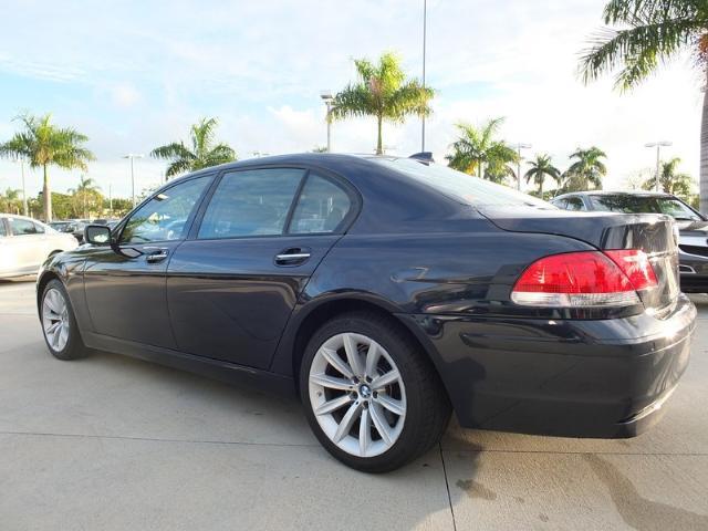 BMW 7 series 2007 photo 4