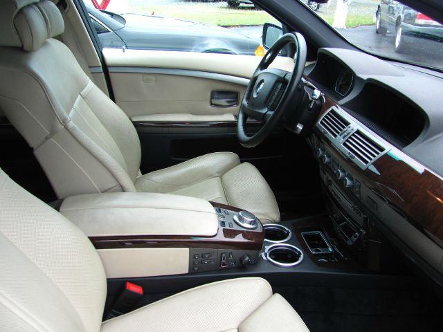 BMW 7 series 2007 photo 0