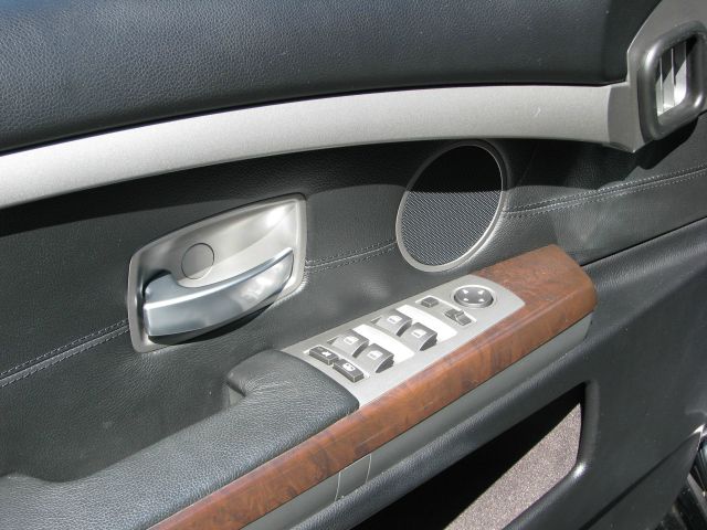 BMW 7 series 2007 photo 2