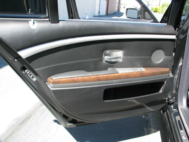 BMW 7 series 2007 photo 4