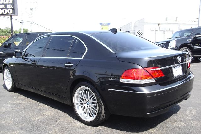 BMW 7 series 2007 photo 4