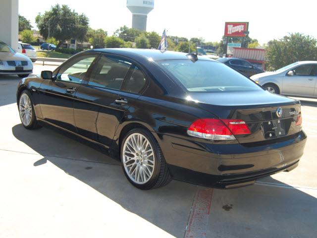 BMW 7 series 2008 photo 2