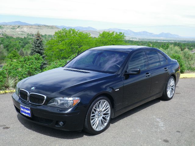 BMW 7 series 2008 photo 2