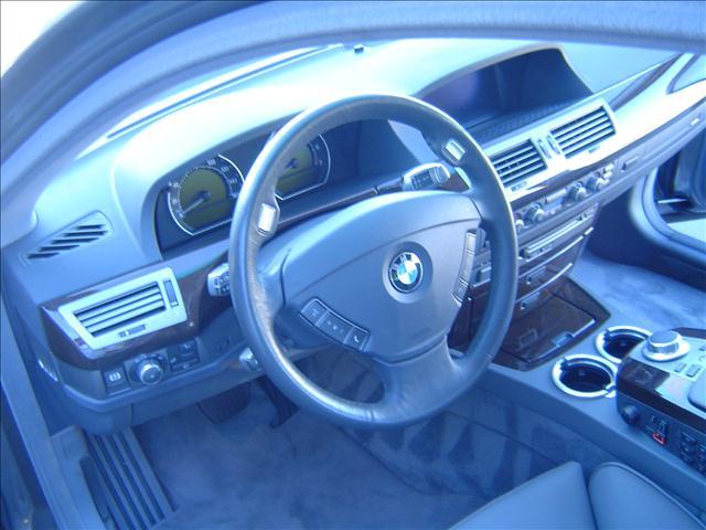 BMW 7 series 2008 photo 4