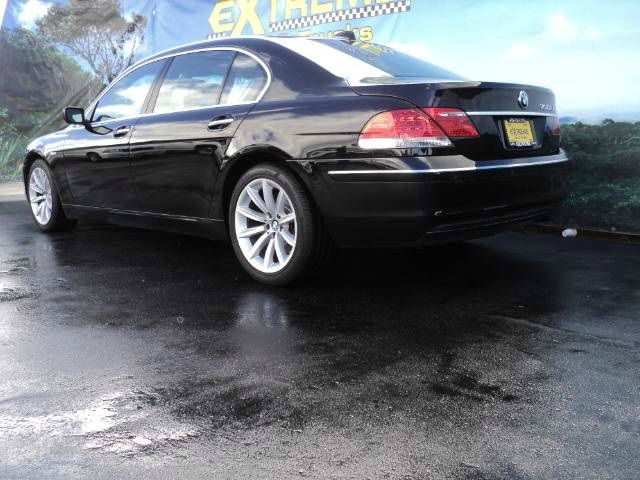 BMW 7 series 2008 photo 1