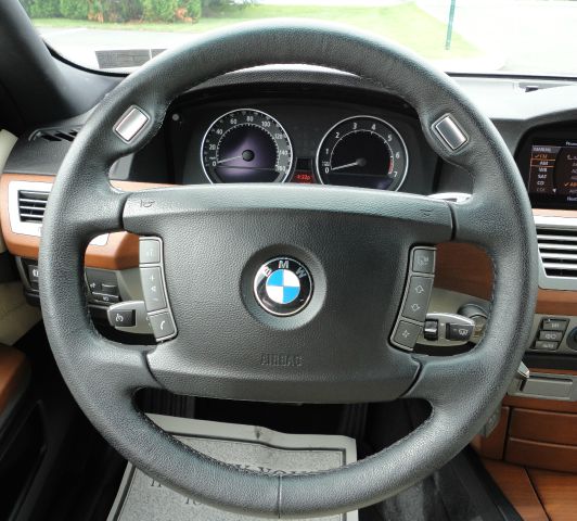 BMW 7 series 2008 photo 5