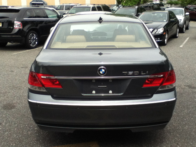 BMW 7 series 2008 photo 16