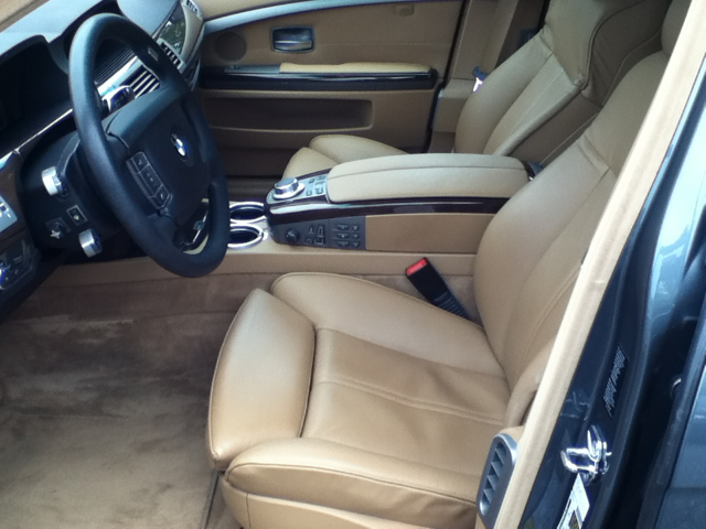 BMW 7 series 2008 photo 4