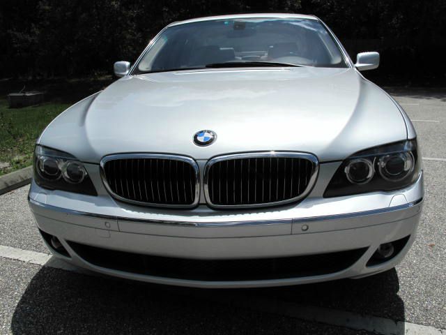 BMW 7 series 2008 photo 2