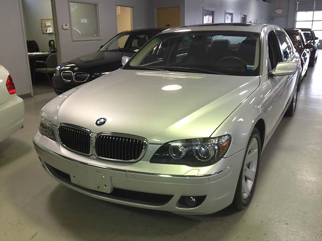 BMW 7 series 2008 photo 1