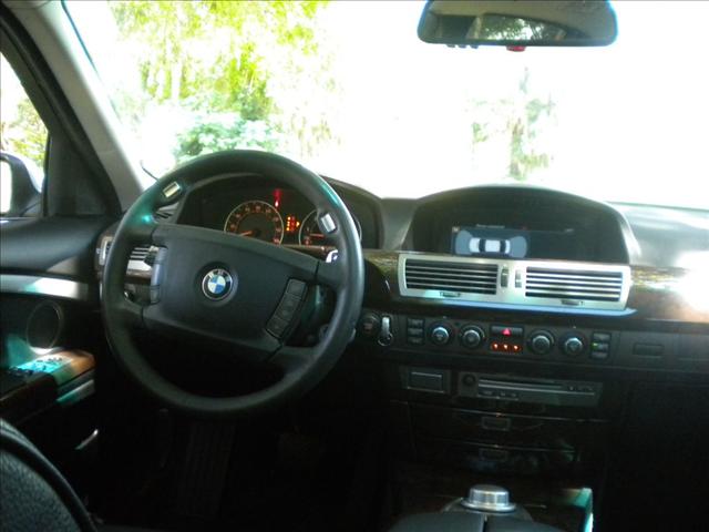 BMW 7 series 2008 photo 5