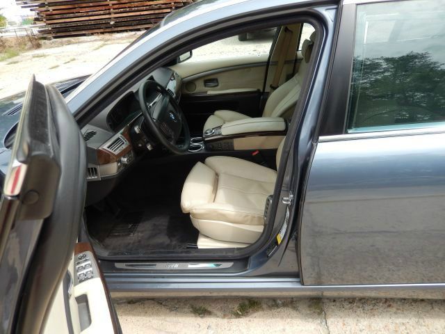 BMW 7 series 2008 photo 4