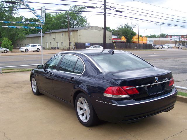 BMW 7 series 2008 photo 2