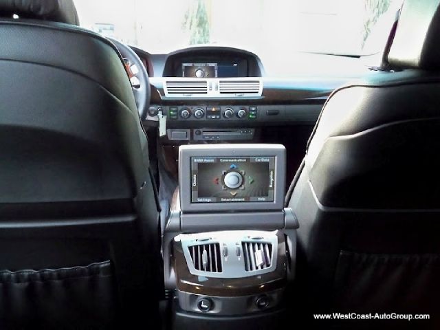 BMW 7 series 2008 photo 8