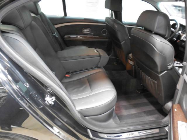 BMW 7 series 2008 photo 11