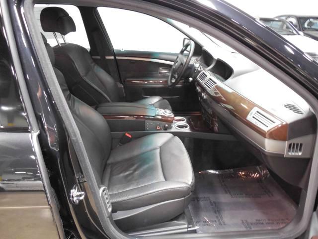 BMW 7 series 2008 photo 14