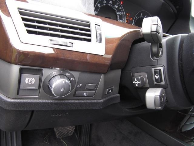 BMW 7 series 2008 photo 1