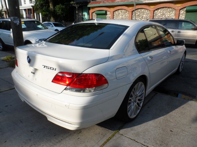 BMW 7 series 2008 photo 3