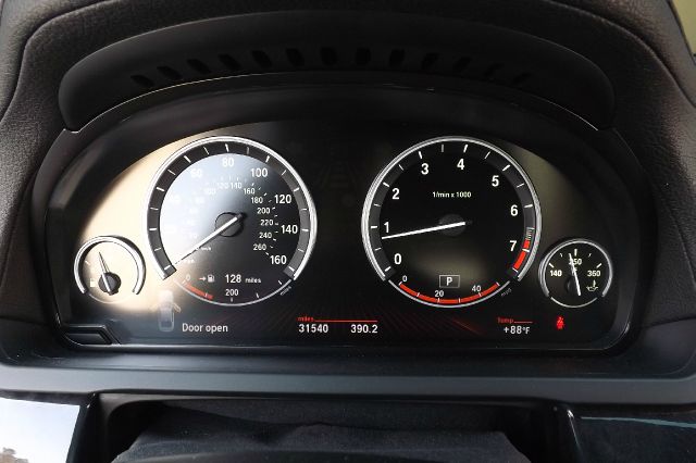 BMW 7 series 2009 photo 28