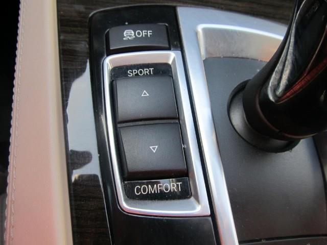 BMW 7 series 2009 photo 4