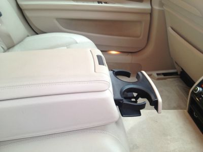 BMW 7 series 2009 photo 28