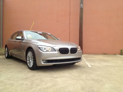 BMW 7 series 2009 photo 31