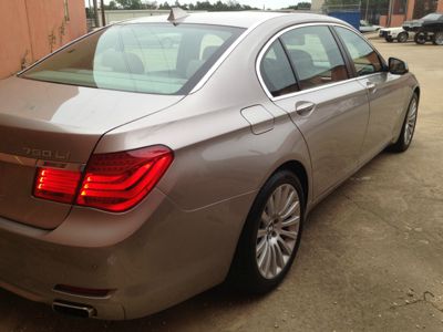 BMW 7 series 2009 photo 33