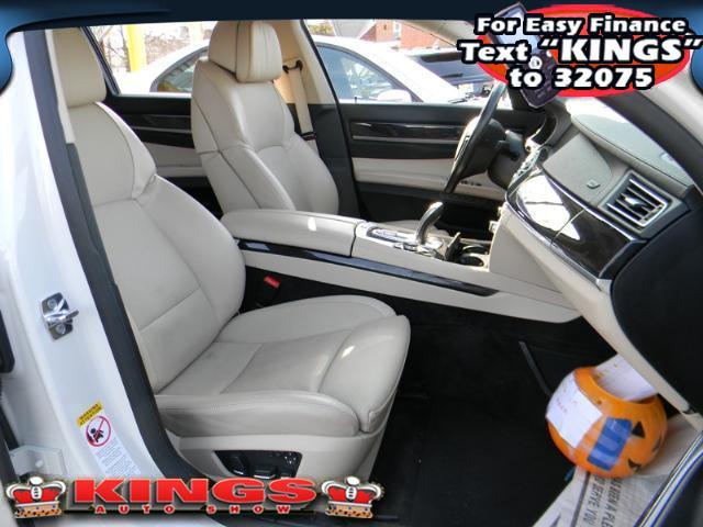 BMW 7 series 2009 photo 3