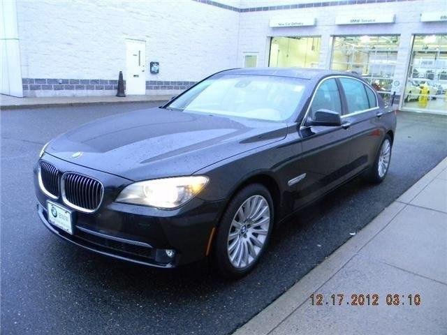 BMW 7 series 2010 photo 4