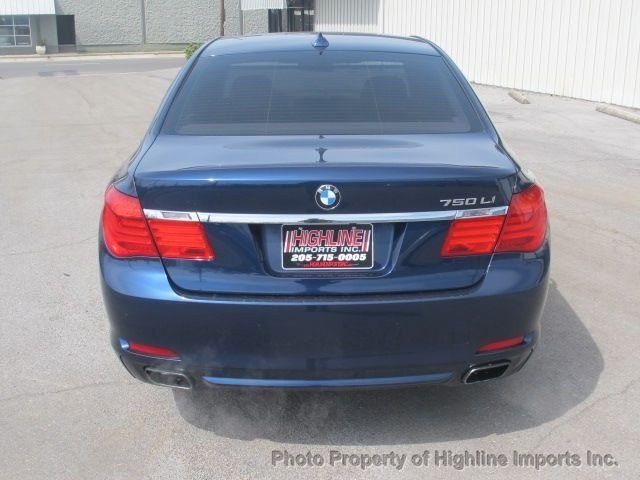 BMW 7 series 2010 photo 1