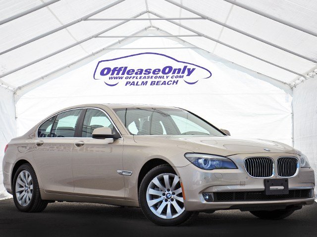 BMW 7 series 2010 photo 3