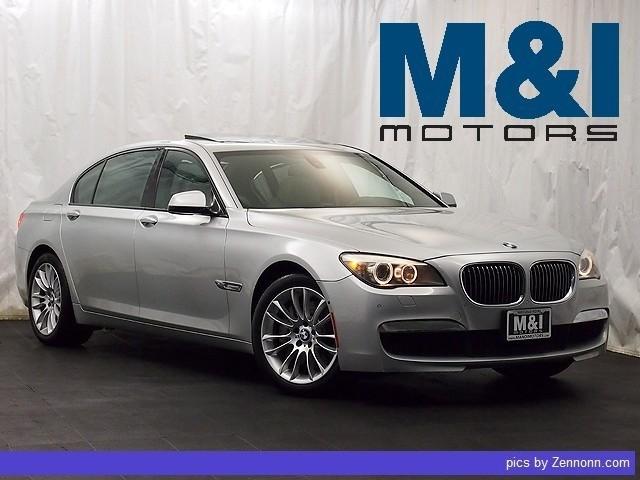 BMW 7 series 2010 photo 1